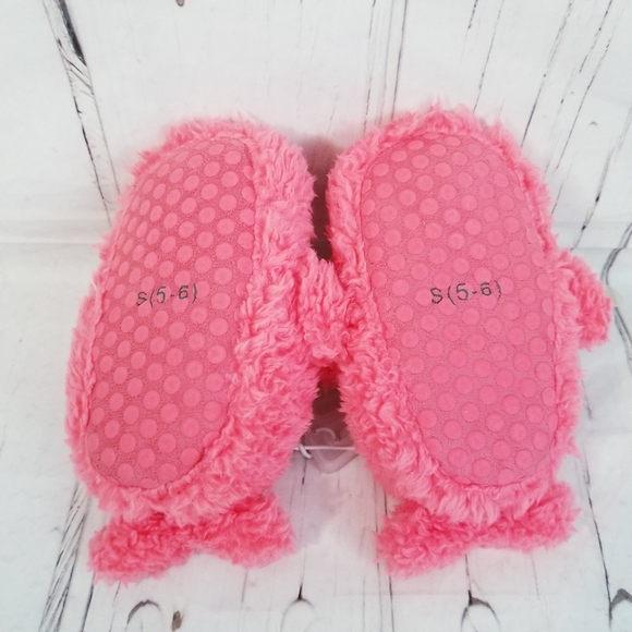 3/$15 Pink Unicorn Slippers New sz Small - Picture 2 of 8